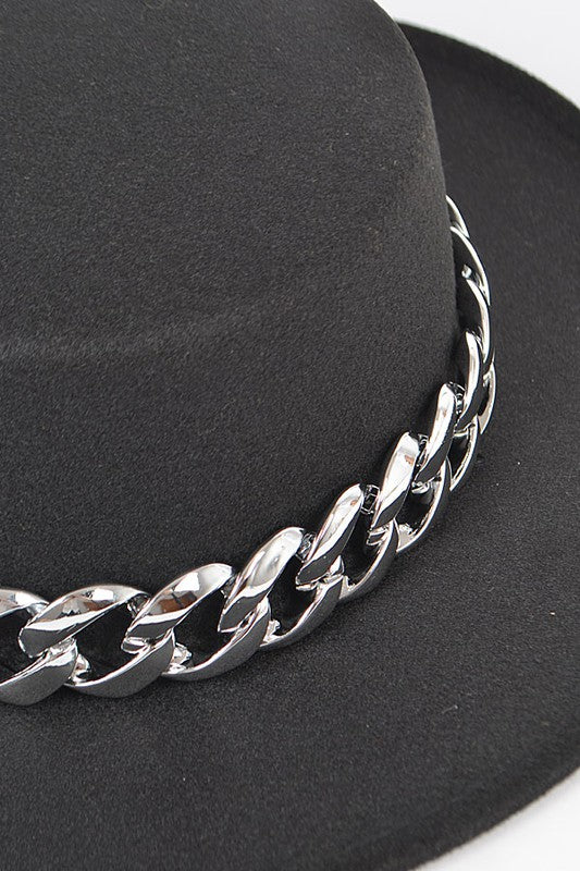 Faux Wool Hat W/Oversized Chain